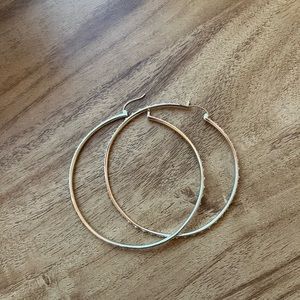 Kendra Scoot Hoop Earrings